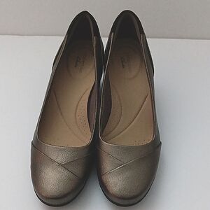 Clarks Women's Bronze Loafers